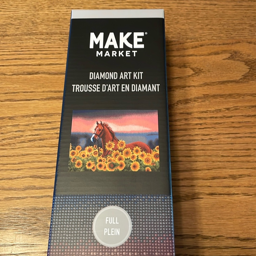 MAKE Market Diamond Art Kit - Horse in Sunflower Field